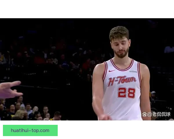 申京轰36+14+7+3+3创历史首人 火箭媒体称其非卖品