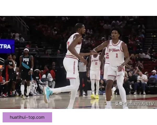 乌度卡调整首发阵容伊森顶替谢泼德对阵尼克斯核心发力